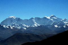 25 Gyachung Kang and Cho Oyu Close Up From Pang La.jpg